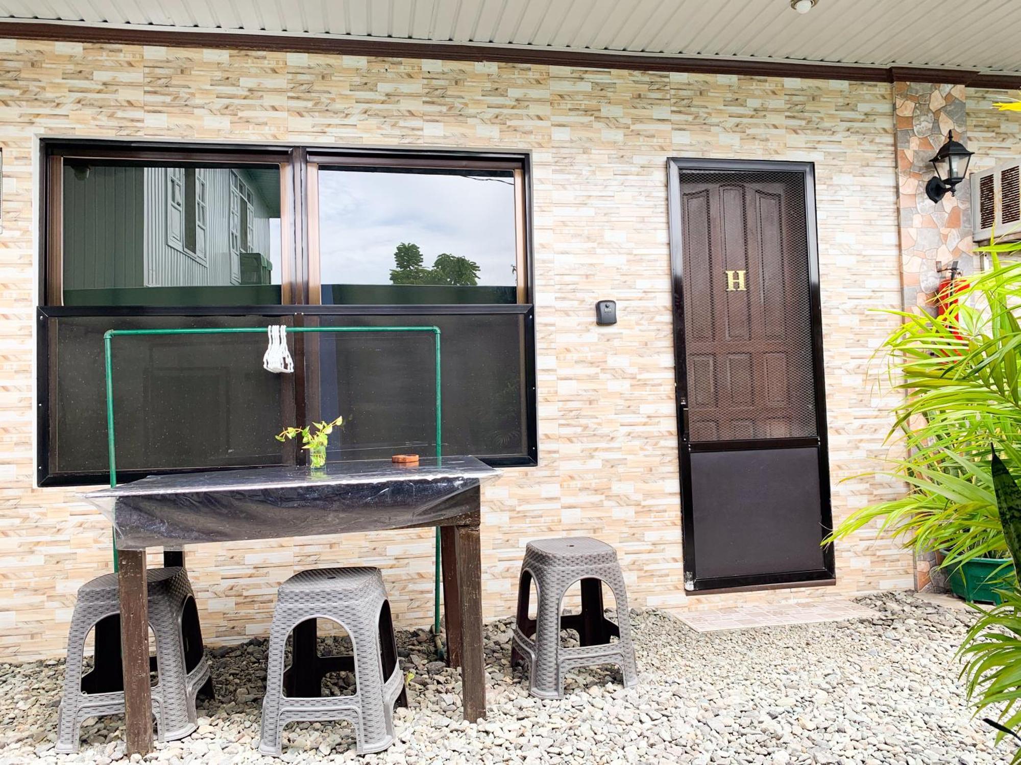 Pepayen Homestay Хенерал Луна Екстериор снимка